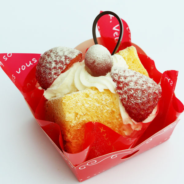 シェフのきまぐれシフォンケーキ